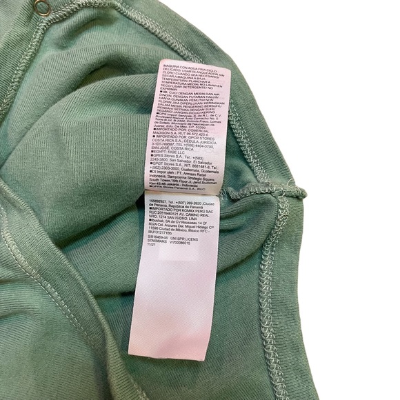 STAR WARS BABY YODA ONSIE 100% COTTON SIZE 12-18 MONTHS GREEN IN COLOUR - Picture 6 of 7